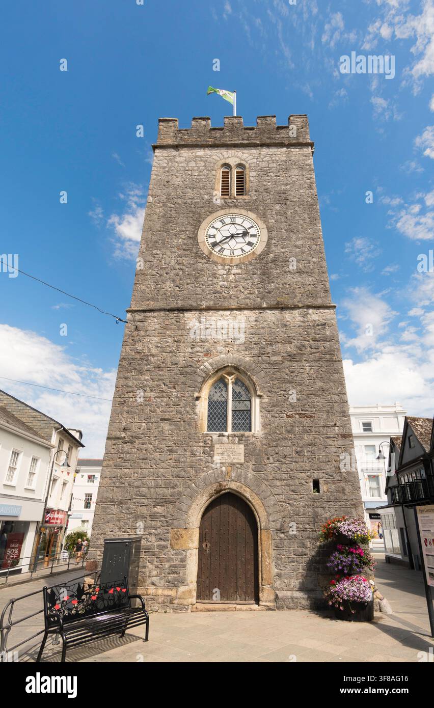 St Leonards Tower oder Clock Tower, ein Turm aus dem 15. Jahrhundert in Newton Abbot, Devon, England, UK Stockfoto