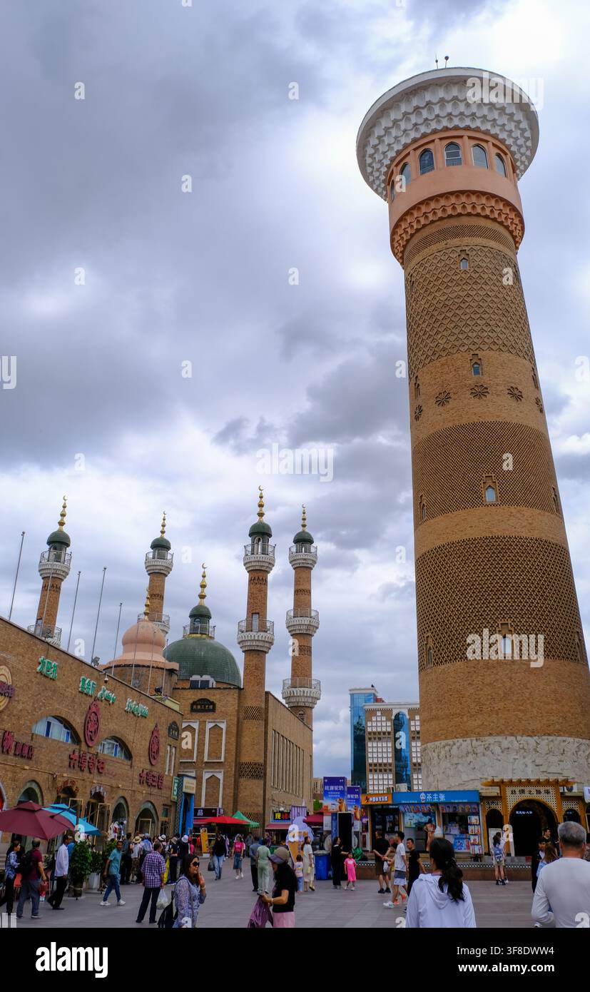 Großer Basar in Ürümqi, der Hauptstadt des Xinjiang-Uigurischen Autonomen Gebiets von China Stockfoto