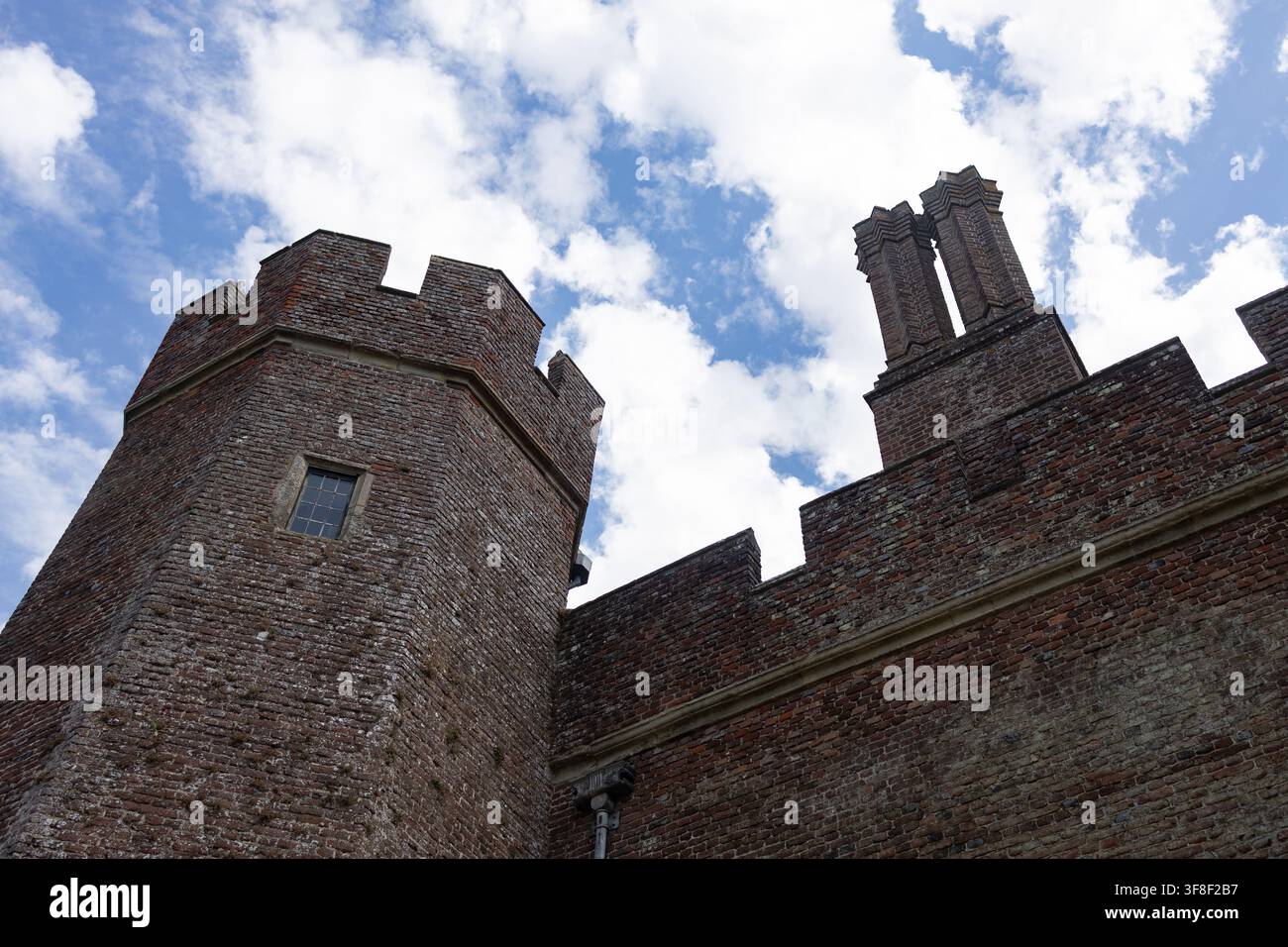 Herstmonceux Castle Turret von unten Stockfoto