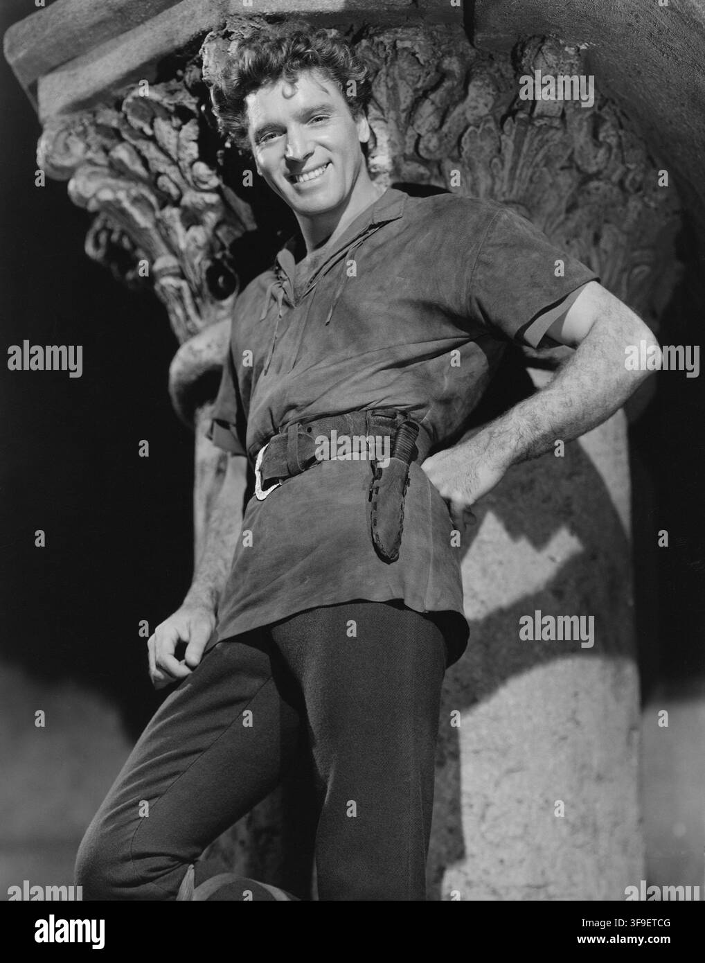 Ein Publicity-Porträt von BURT LANCASTER als Dardo in DIE FLAMME UND DER PFEIL 1950 Regie JACQUES TOURNEUR Drehbuch WALDO SALT Kamera ERNEST HALLER Kostüme MARJORIE BEST Musik MAX STEINER Produzenten HAROLD HECHT und FRANK ROSS Norma- Frank Ross Productions / Warner Bros. Stockfoto