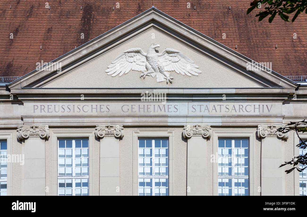 Außenansicht des Geheimes Staatsarchiv Preußischer Kulturbesitz in Berlin-Dahlem, Deutschland. Stockfoto