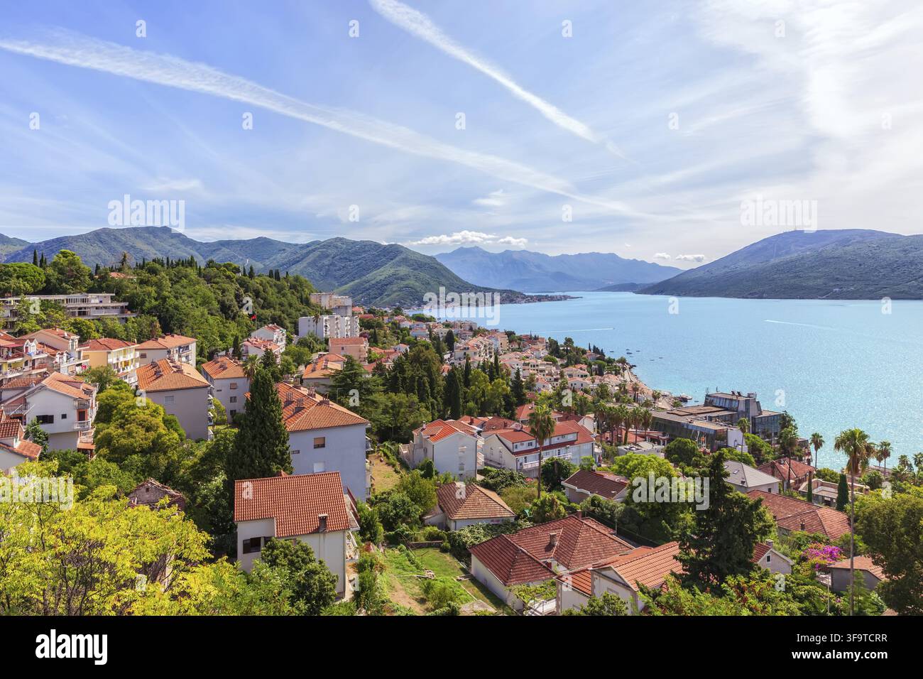 Wunderbare Aussicht auf Herceg Novi Küste in Montenegro Stockfoto