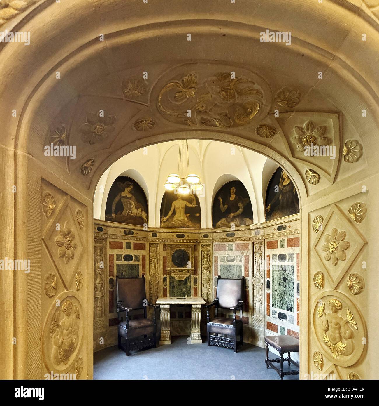 Kaiserzimmer, kleiner Turmraum im Ballsaal des Neuen Rathauses, historischer Rückzugsort für Kaiser Wilhelm II, Freie Hansestadt Bremen, Deutschland Stockfoto