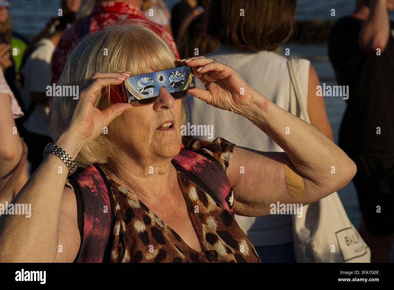 Sonnensfinsternisbeobachtung Stockfoto