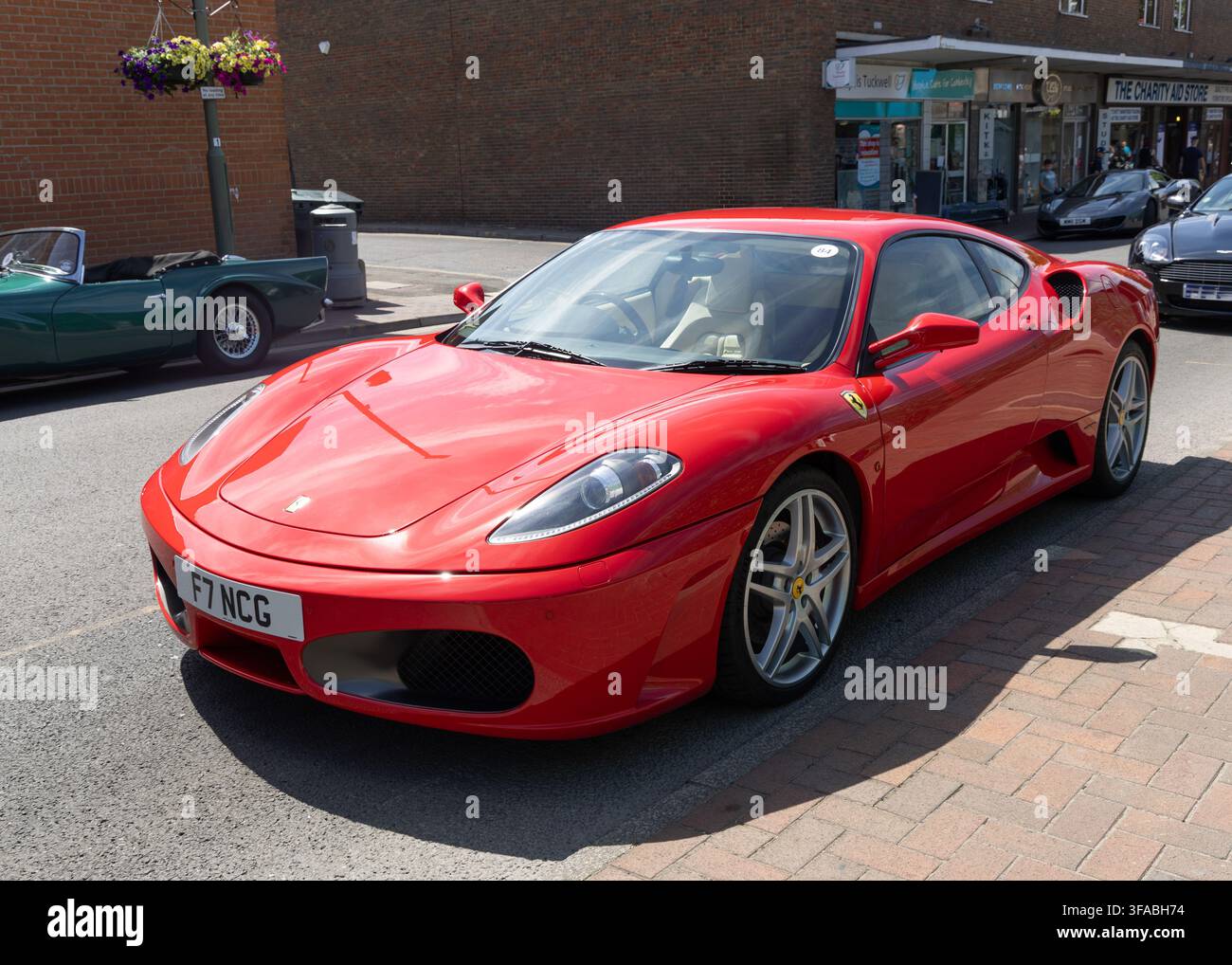 Ein leuchtend roter 2007 Ferrari F430 Berlinetta Hochleistungssportwagen Stockfoto