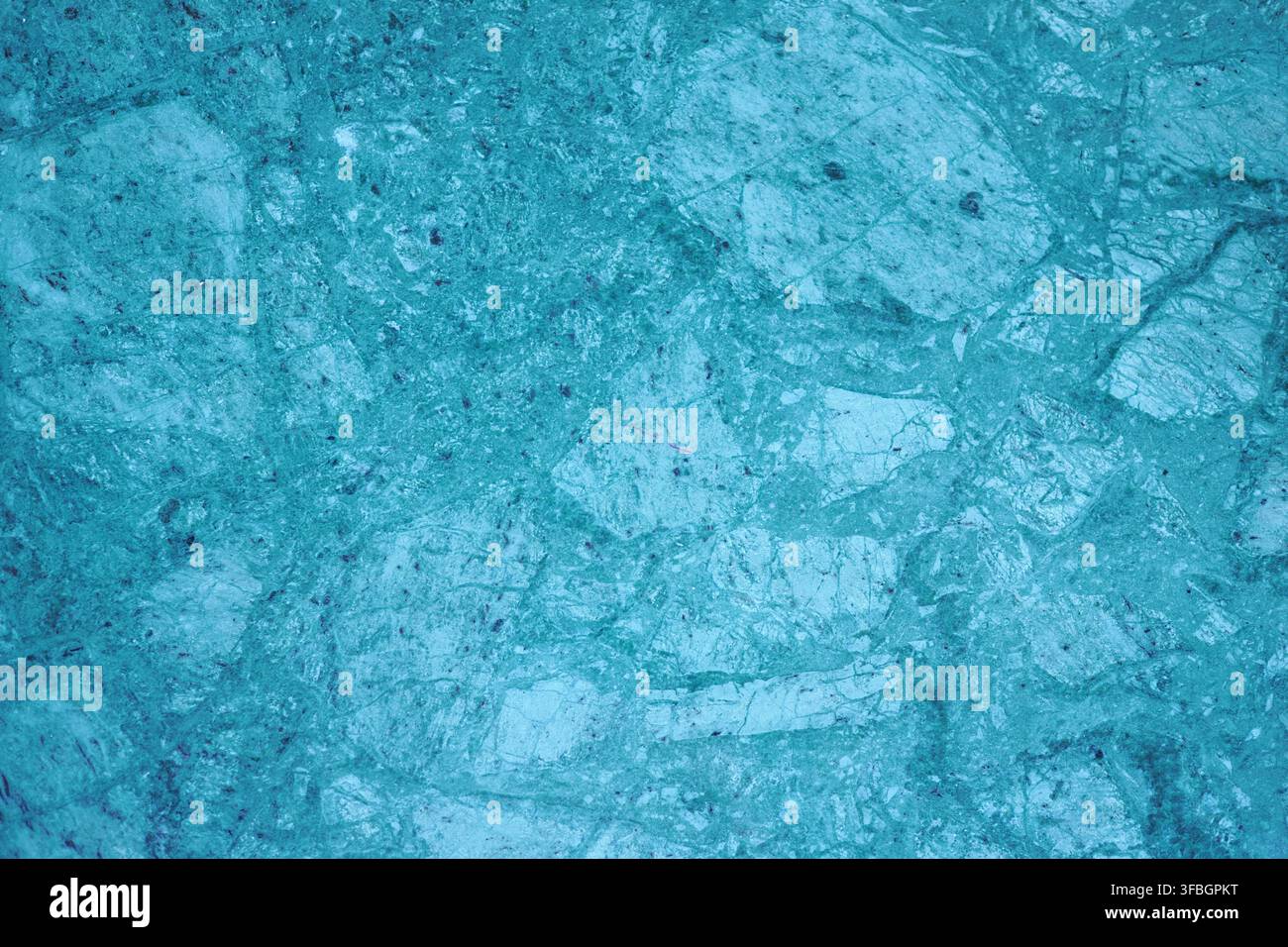 Oberfläche eines blauen Steins, der in der Natur gefunden wurde Stockfoto