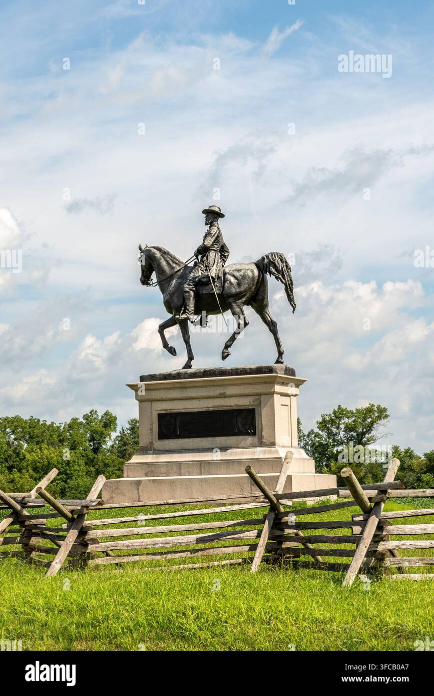 Gettysburg, Pennsylvania, USA - 24. August 2026 - Historisches Reiterdenkmal für Generalmajor John Fulton Reynolds auf der Chambersburg Pike nahe McPher Stockfoto