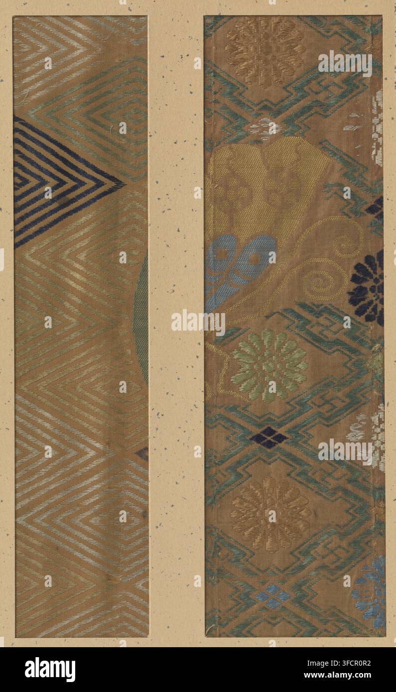 Zwei Textilfragmente, Fragment, Textilmaterialien, Textilfragmente, zwei, Stickerei auf brauner Seide., Japan, 1655 - 1658, Schule, Stil, Asiatische Kunstschule, Meireki, Seide, Höhe 28,4 cm x Breite 8,2 cm., Zwei schmale vertikale Stoffpaneele sind auf einem gesprenkelten beigen Untergrund montiert. Das linke Panel weist ein sich wiederholendes Schrägstrich- und Rautenmuster auf, das in gedämpften hellbraunen und olivfarbenen Fäden gewebt ist, mit einem Anteil an dunkleren Marine- und tiefblauen Diagonalstreifen nahe dem oberen Rand. Das rechte Panel zeigt ein komplexeres gewebtes Design auf einem warmen braunen Grund mit stilisierten Blumenmotiven, abgerundeten Blütenblattformen und geometrischen eckigen Bändern Stockfoto