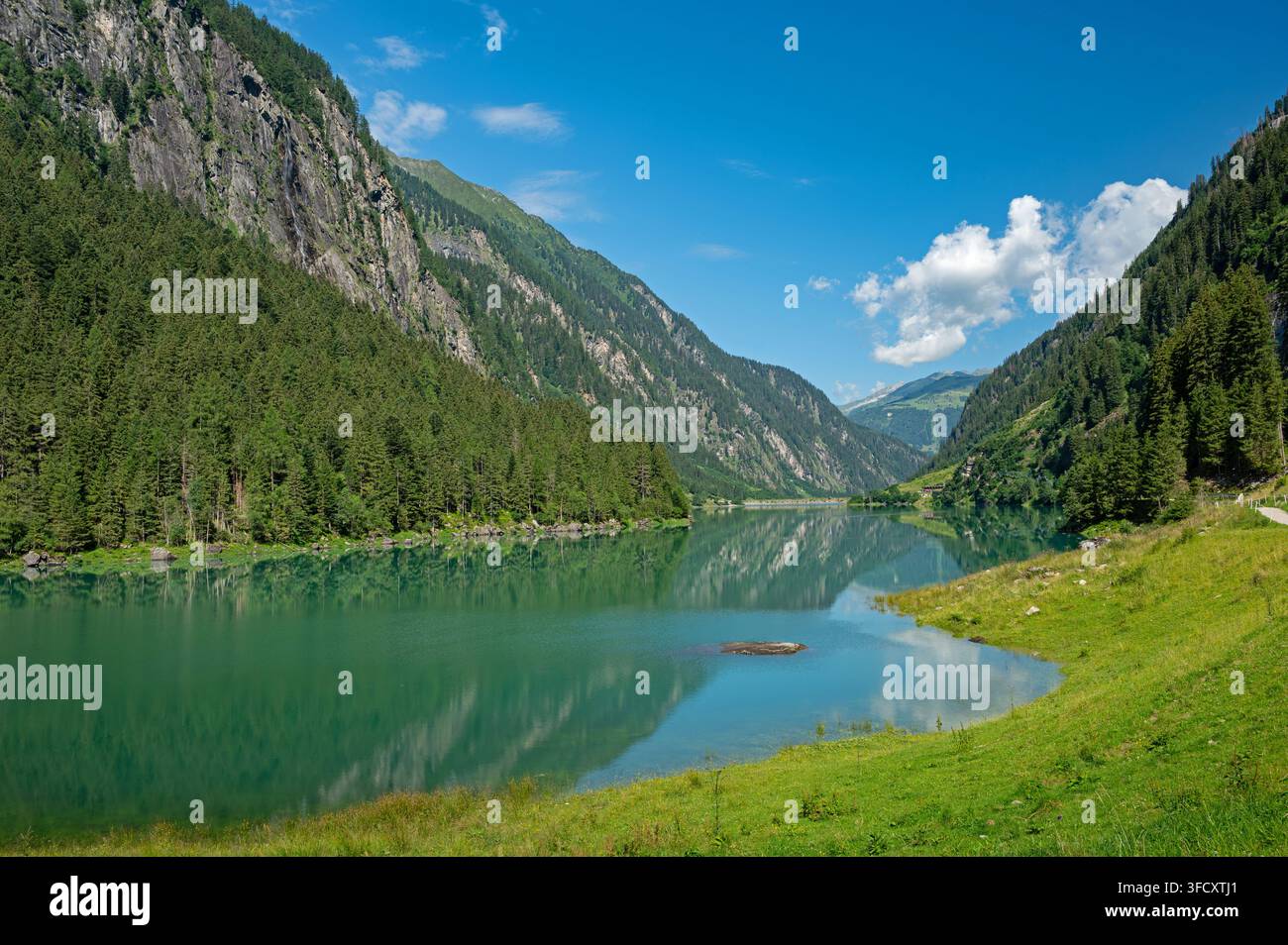 Speicher Stillup See in der Nähe von Mayrhofen in Tirol in den österreichischen Alpen Stockfoto