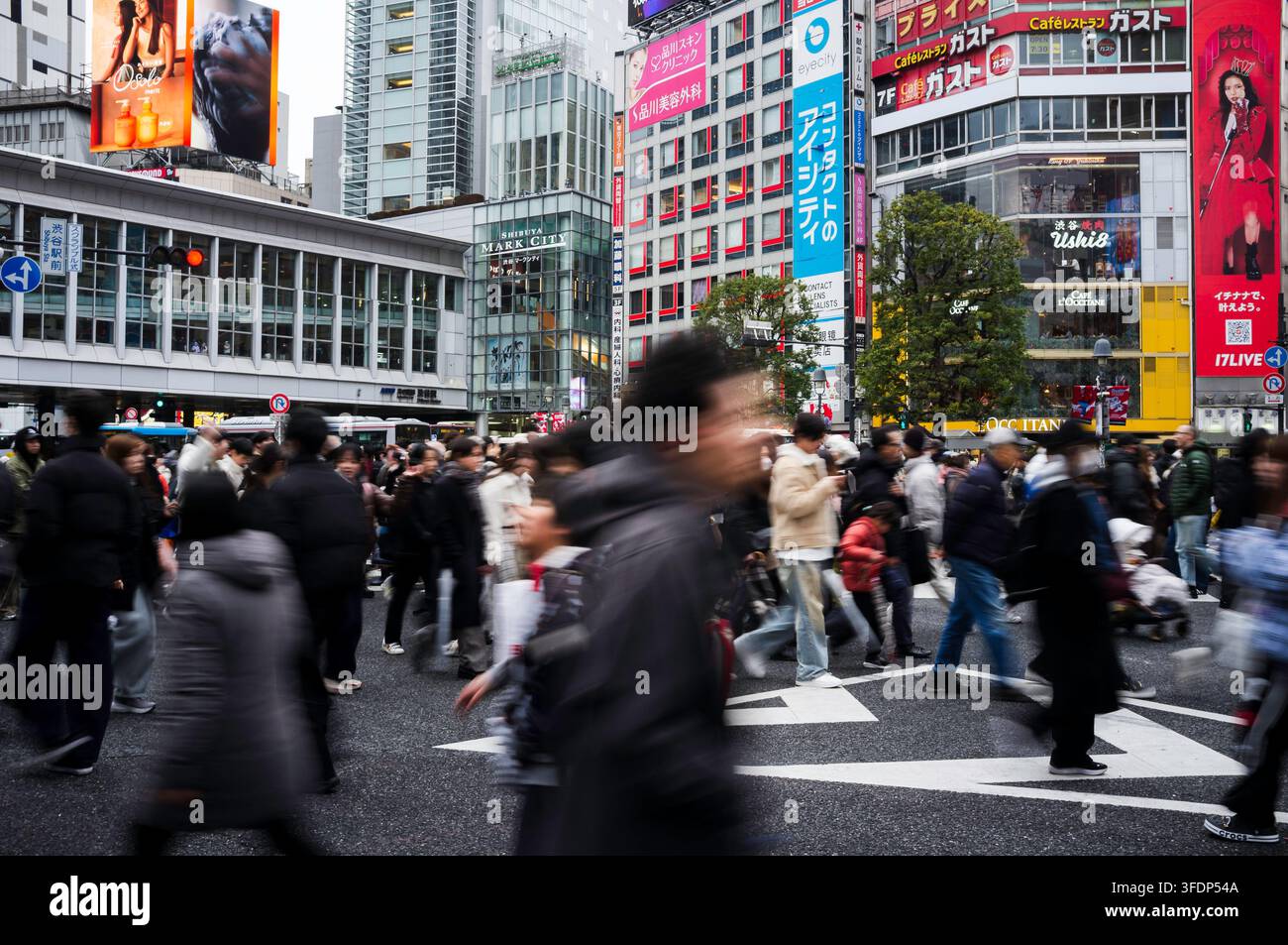 Massen an Shibuya crossing Tokio Japan Stockfoto