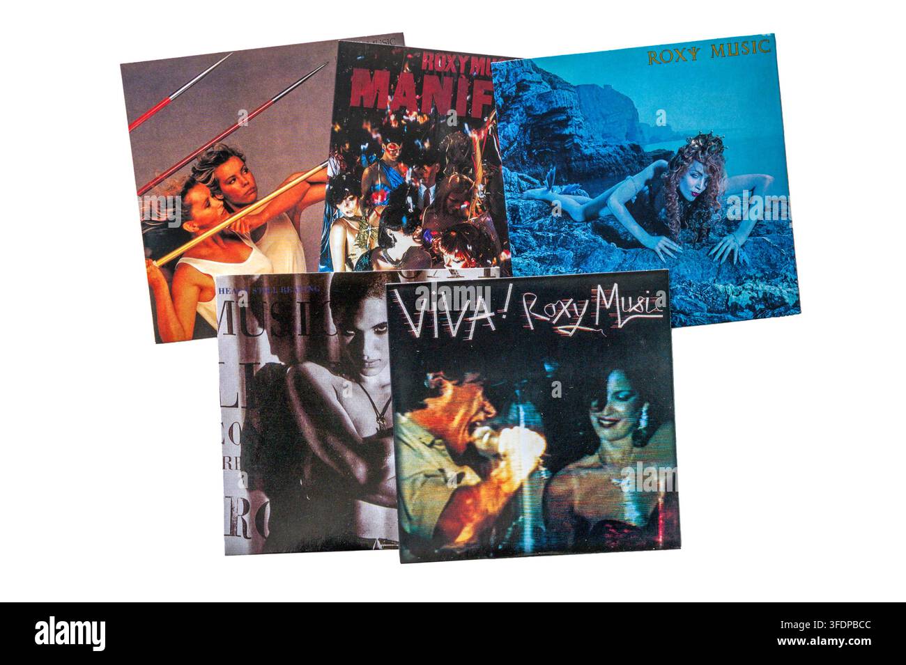 Eine Auswahl von Roxy Music CD-Albenhüllen: Flesh + Blood, Manifesto, Siren, Heart Still Beating und Viva!. Stockfoto