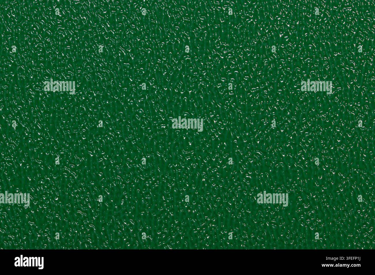 Dunkelgrüner Schleimhintergrund in rauer Textur, abstrakte Nachrichtenwand. Stockfoto