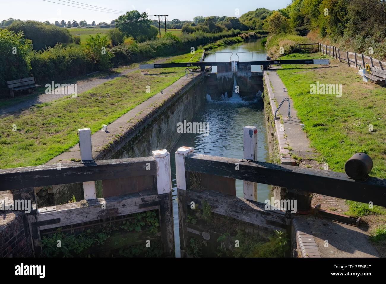Sam Farmer Lock, Kennet & Avon-Kanal, Crofton, Wiltshire, UK Stockfoto