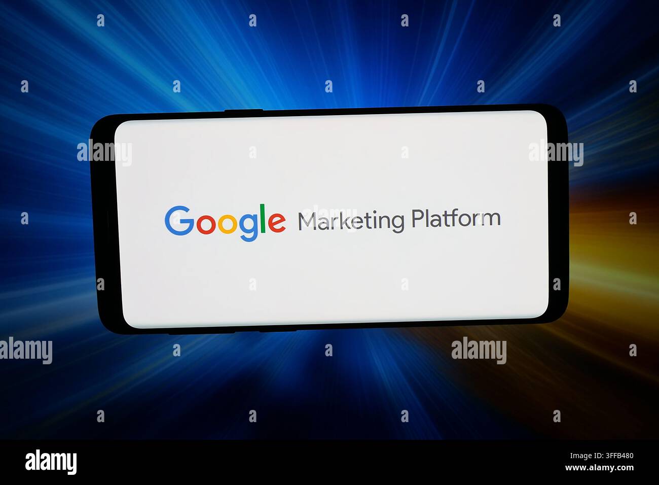 Stuttgart, Deutschland - 09-03-2026: In dieser Fotoillustration wird das Logo von Google Marketing Platform auf einem Smartphone angezeigt Stockfoto