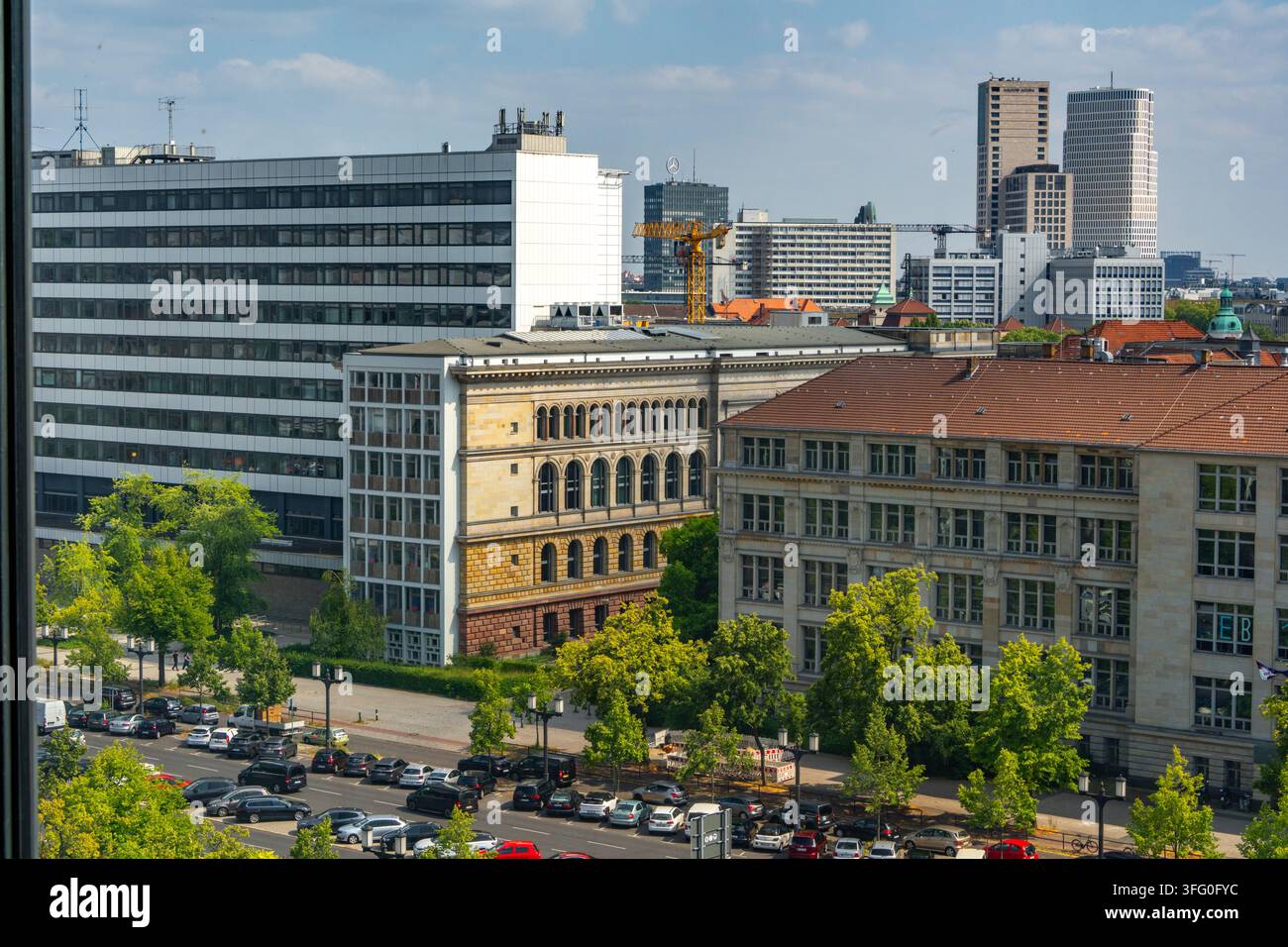 TU BERLIN, HISTORISCHES HAUPTGEBÄUDE, 1878–1884, Renaissance-Revival-Fassade, mit modernen Ergänzungen nach KriegsschädenCharlottenburg, Berlin Stockfoto