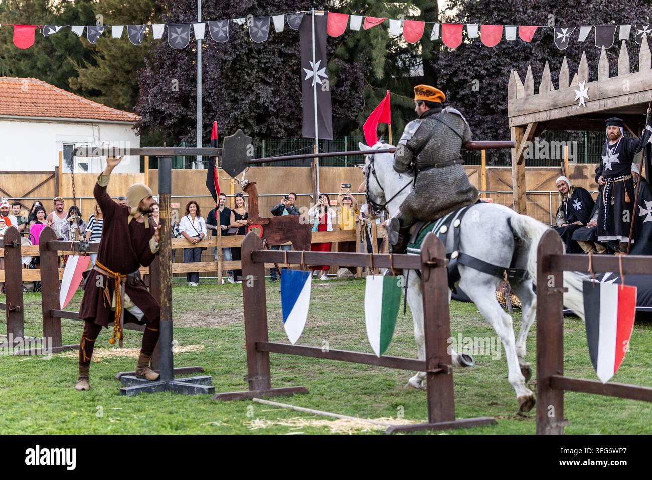 Gehen Sie zurück in die Zeit auf dem Mittelalterlichen Fest von Leça do Balio mit historischen Nachstellungen, Handwerk, Musik, Essen und mittelalterlichen Traditionen. Stockfoto