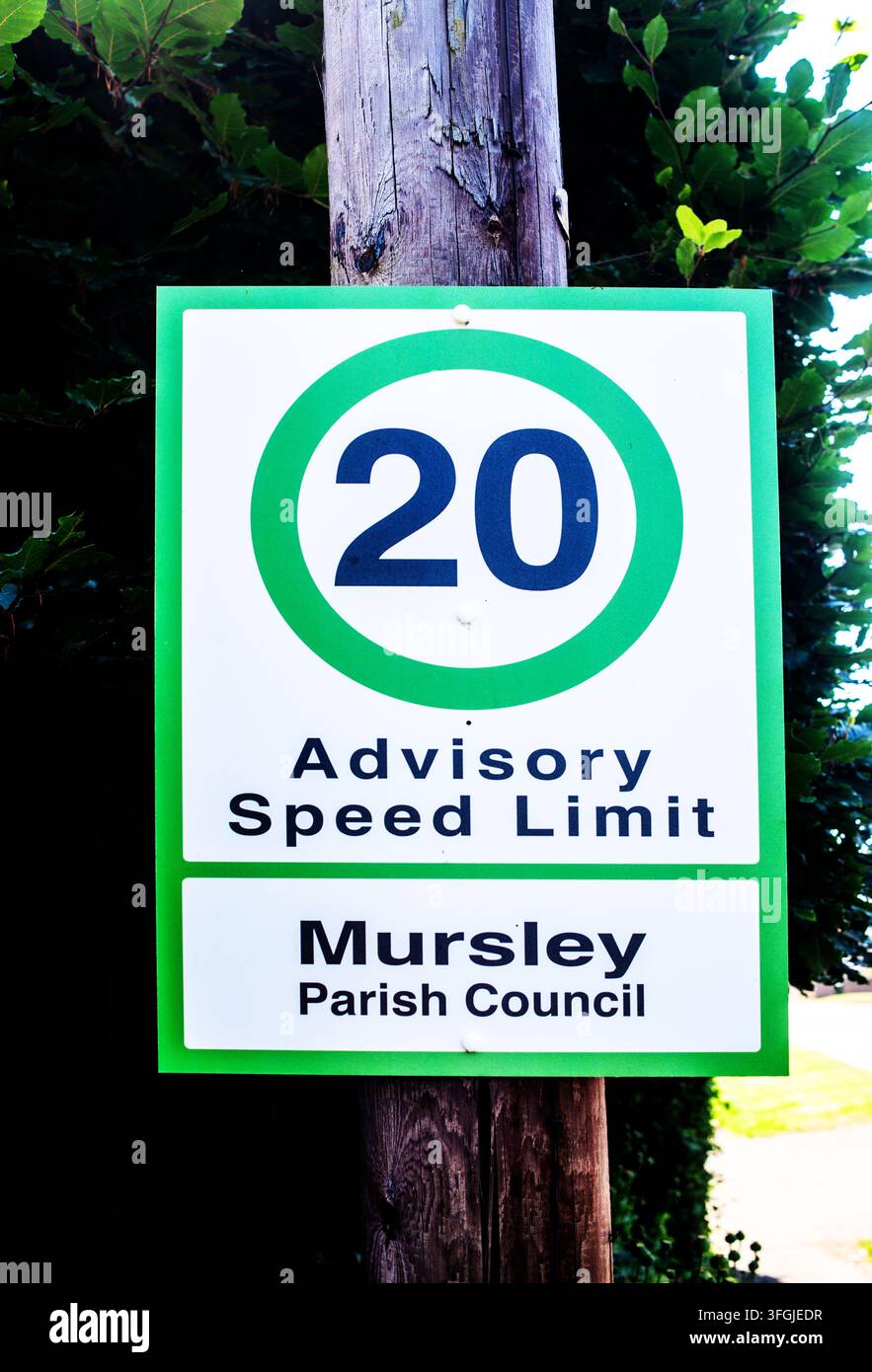 Empfohlene Geschwindigkeitsbegrenzung von 20 MPH in Mursley, Buckinghamshire, England Stockfoto