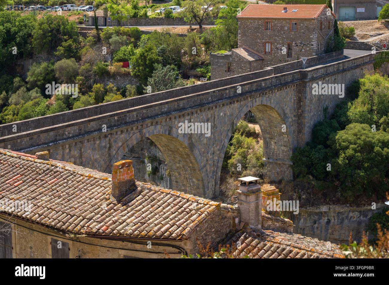 Blick auf das mittelalterliche Dorf Minerve, Frankreich Stockfoto