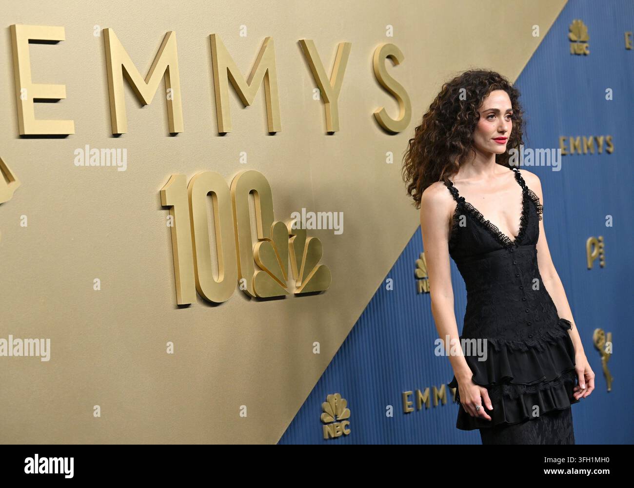 Los Angeles, Vereinigte Staaten. 14. Sep, 2026. Emmy Rossum kommt zur 78. jährlichen Primetime Emmy Awards im Peacock Theater in Los Angeles am Montag, dem 14. September 2026, an. Foto von Chris Chew/UPI Credit: UPI/Alamy Live News Stockfoto