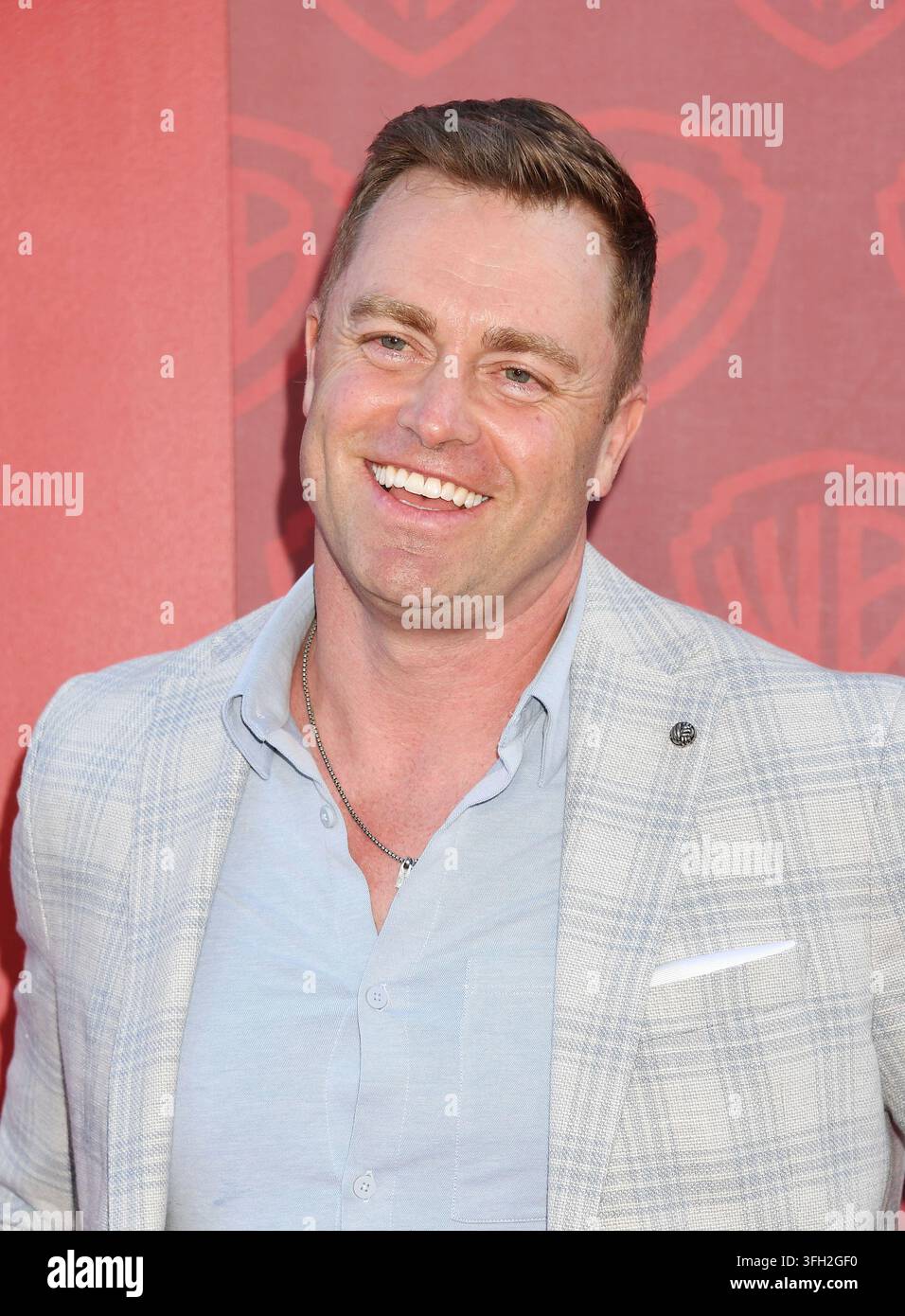 WEST HOLLYWOOD, KALIFORNIEN - 13. SEPTEMBER: Jonathan Buckley nimmt an der 78. PrimeTime Emmy Awards Nominees Celebration der Warner Bros. Television Group teil bei Stockfoto