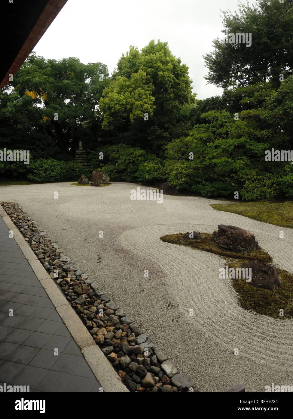 Zen-Trockengarten im Kennin-ji-Tempel in Kyoto, Japan Stockfoto