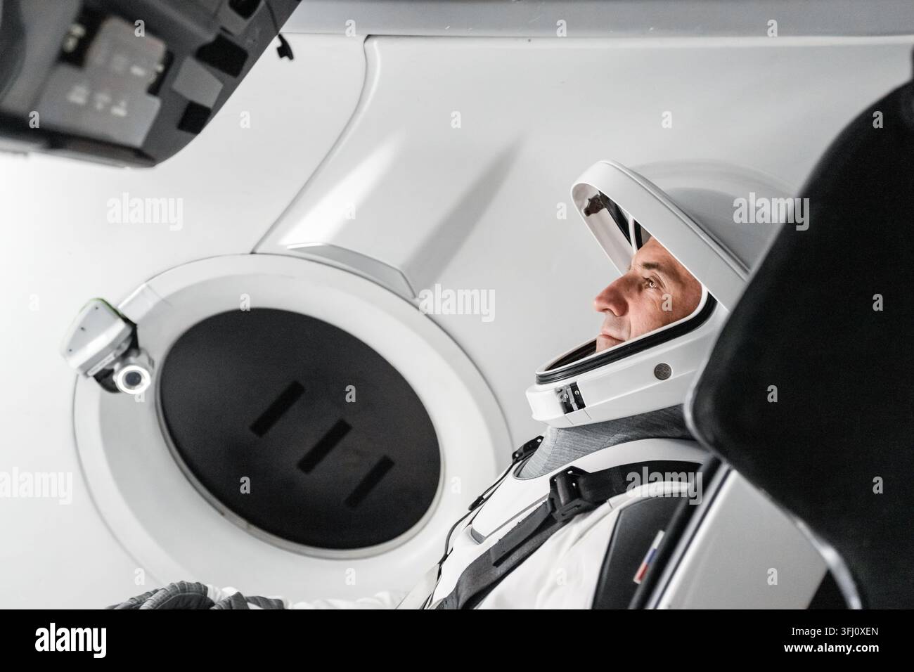 Roscosmos-Kosmonaut und SpaceX Crew-13-Missionsspezialist Sergej Teteryatnikov, 8. Juni 2026 Stockfoto