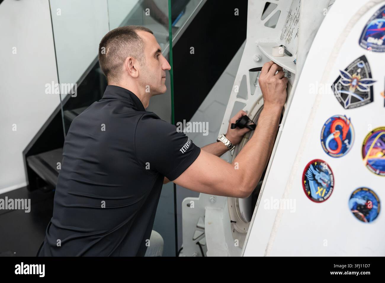 Roscosmos-Kosmonaut und SpaceX Crew-13-Missionsspezialist Sergej Teteryatnikov, 30. Juli 2026 Stockfoto
