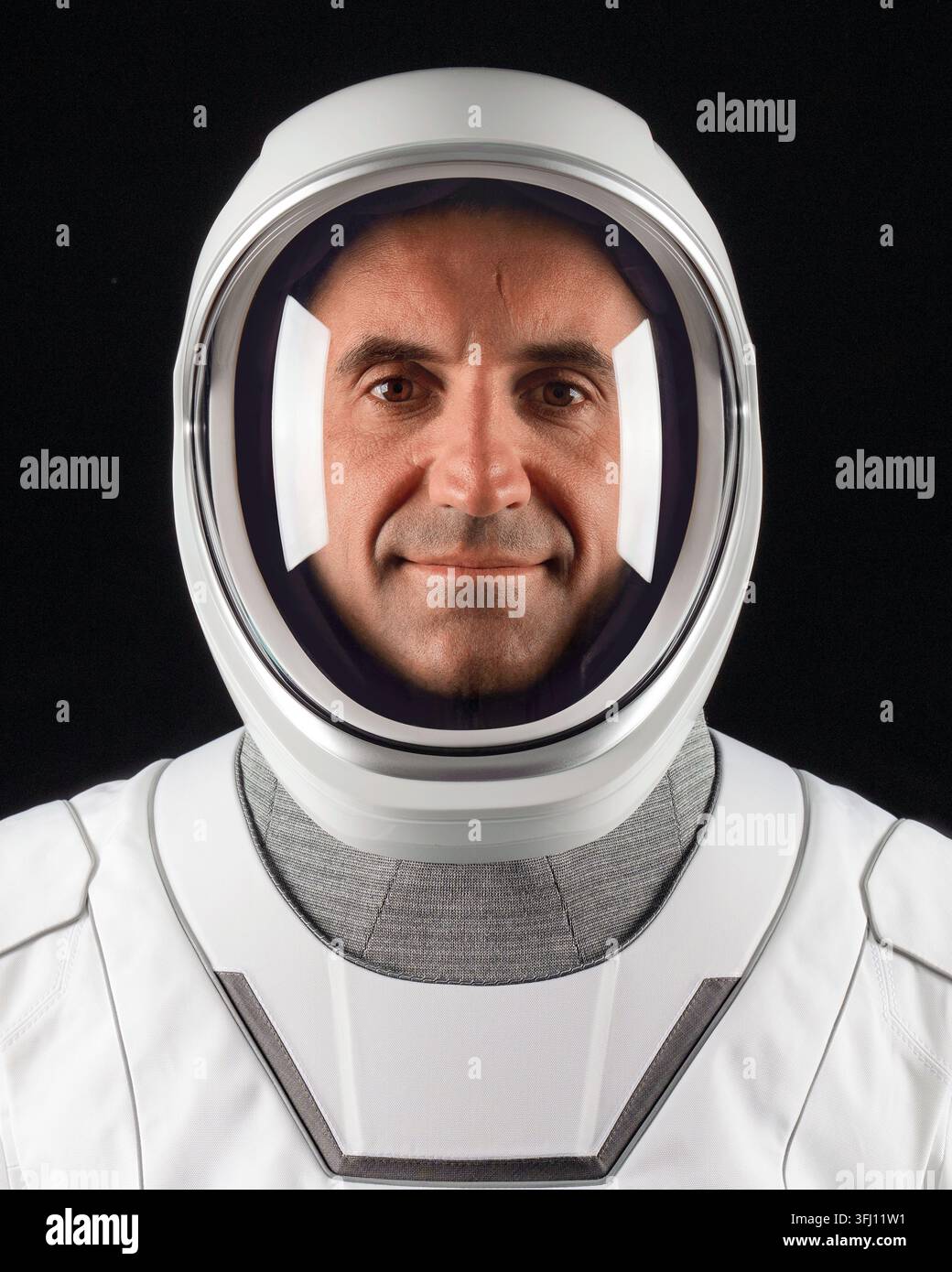 Roscosmos-Kosmonaut Sergey Teteryatnikov, Missionsspezialist der NASA-SpaceX-Mission Crew-13, 25. August 2026 Stockfoto