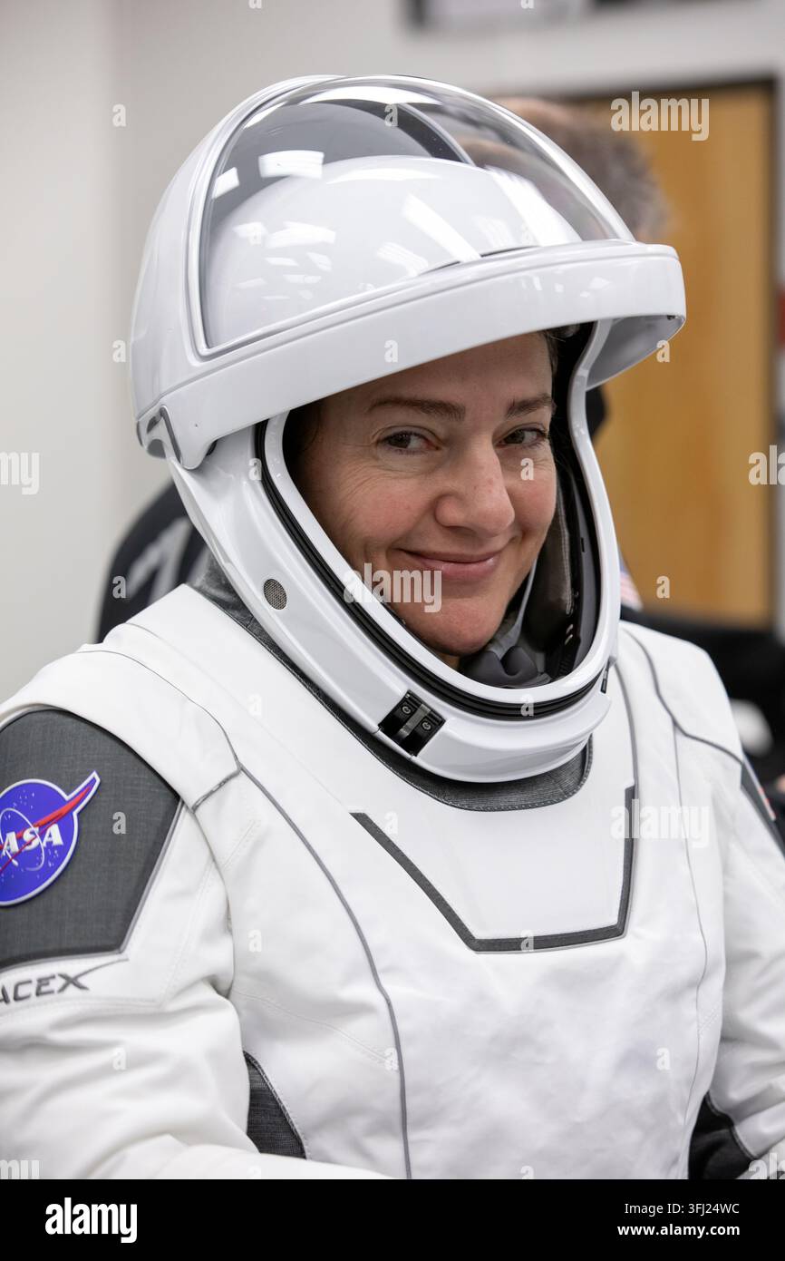NASAs SpaceX Crew-12 - Anzug an in ACQ, Kennedy Space Center, Florida, 13. Februar 2026 Stockfoto