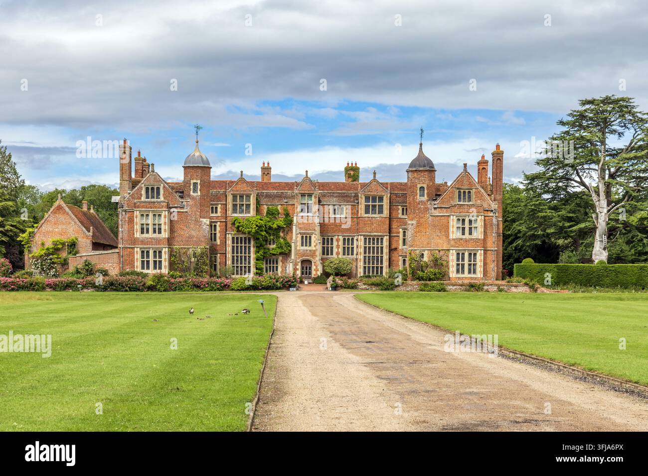 Kentwell Hall, ein historisches Tudor-Herrenhaus in Long Melford, Suffolk, England Stockfoto