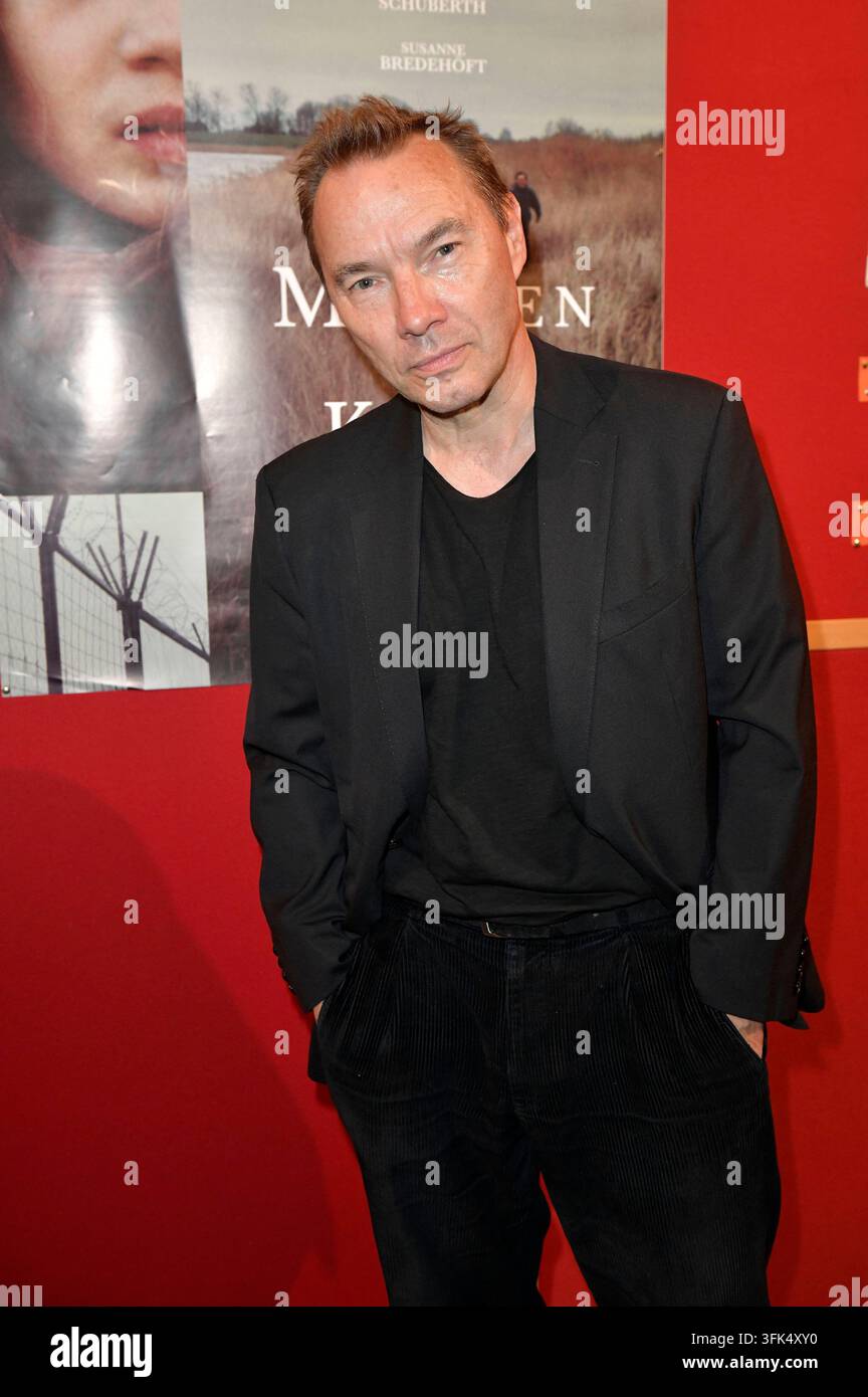 Thomas Arnold bei der Premiere des Kinofilms Morgen war Krieg im Delphi Lux. Berlin, 22.09.2026 *** Thomas Arnold bei der Premiere des Films *Morgen war Krieg* im Delphi Lux in Berlin, 22.09.2026 Foto:xM.xBehrensx/xFuturexImagex krieg 6915 Stockfoto