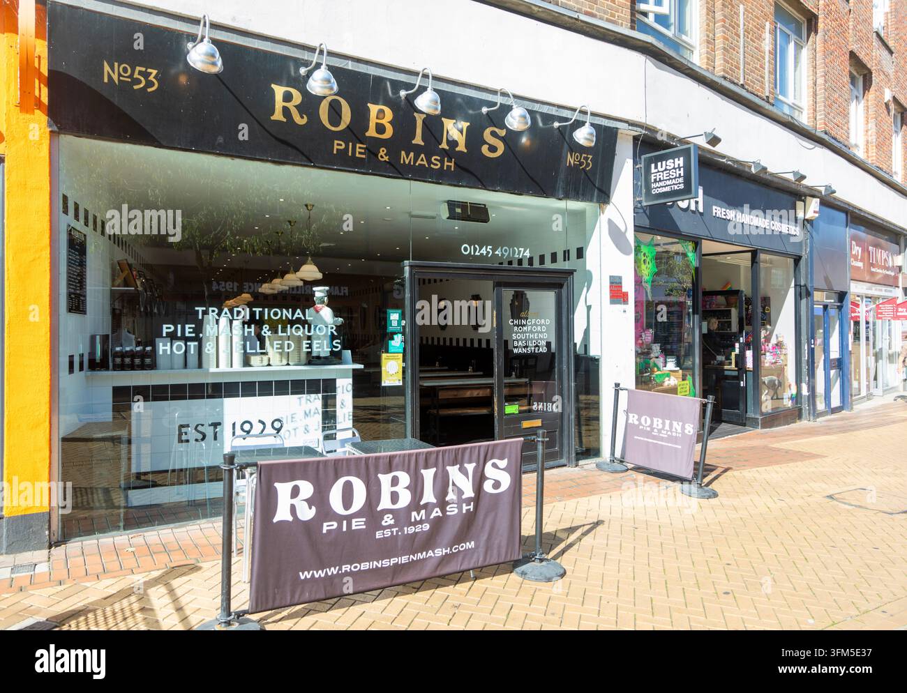 Robins Pie and Mash Shop traditionelles Café, High Street, Stadtzentrum von Chelmsford, Essex, England, UK Stockfoto