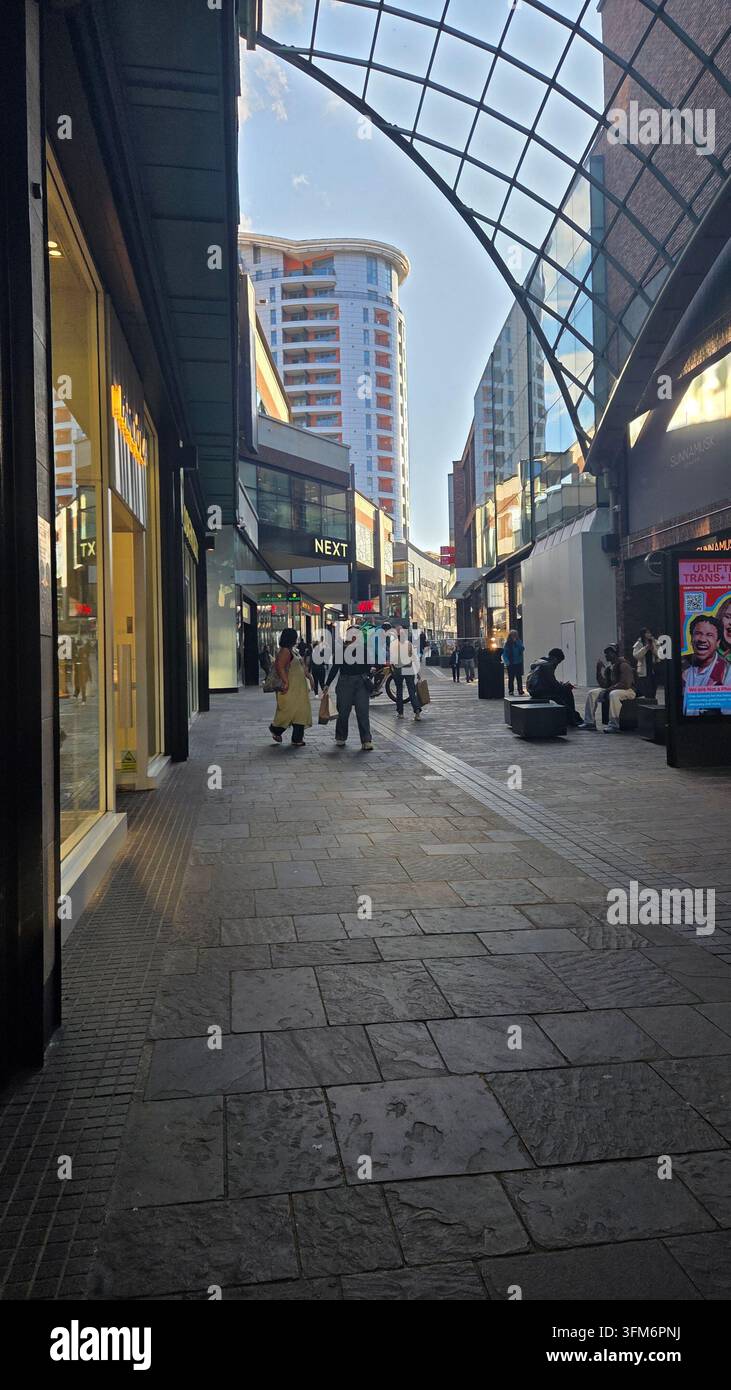 Cabot Circus, Bristol, 2026 - Smartphone-aufgenommenes Stockfoto