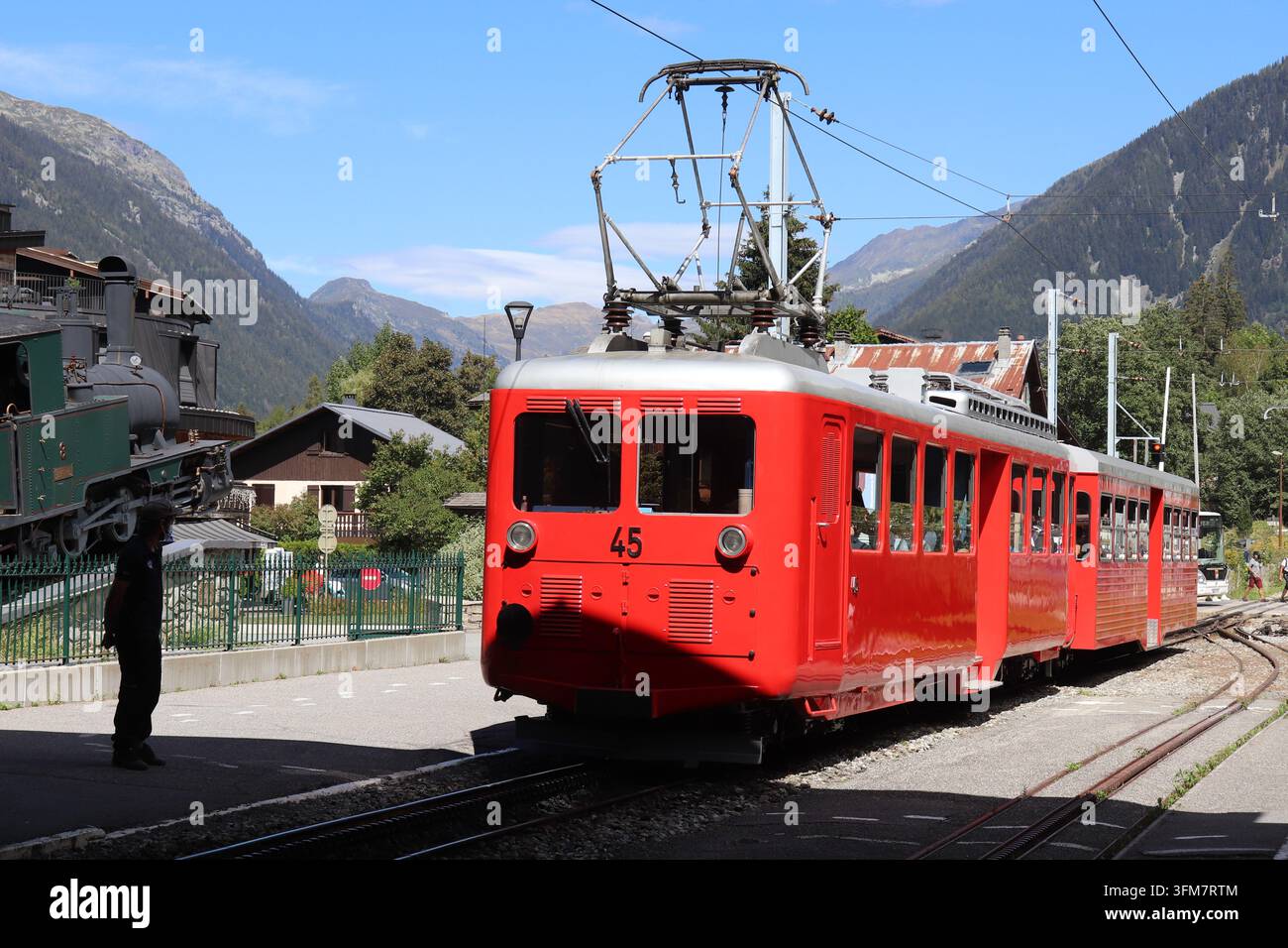 Touristenbahn Montenvers, die von Chamonix zur Mer de Glace fährt; Stadt Chamonix, Département Haute-Savoie, Frankreich. Stockfoto