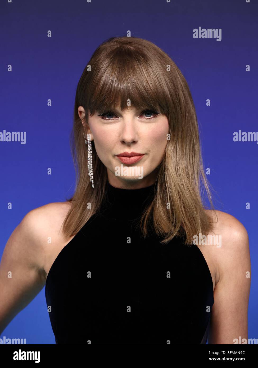 Los Angeles, Vereinigte Staaten. 27. September 2026. Taylor Swift trägt Tamara Ralph FW26 Couture, Leviev-Ohrringe und Etho Maria- und Forever Diamonds-Ringe, gestylt von Joseph Cassell Falconer bei den MTV Video Music Awards 2026 im Peacock Theater bei L.A. Live am 27. September 2026 in Los Angeles, Kalifornien, Vereinigte Staaten. (Foto von Xavier Collin/Image Press Agency) Credit: Image Press Agency/Alamy Live News Stockfoto
