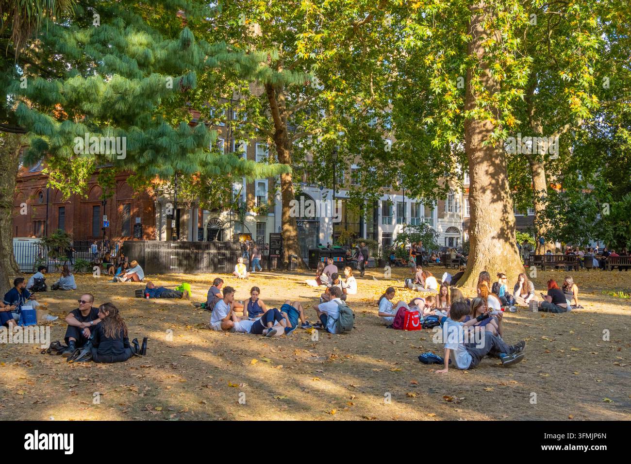 Vereinigtes Königreich, London, Soho-Bezirk, Soho Square Garden Stockfoto