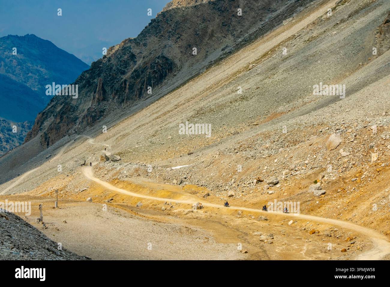 Italien, Piemont, Usseaux, Region Turin, Weg zum Col de Sommeiller 3009 m (Grenze zu Frankreich) Stockfoto