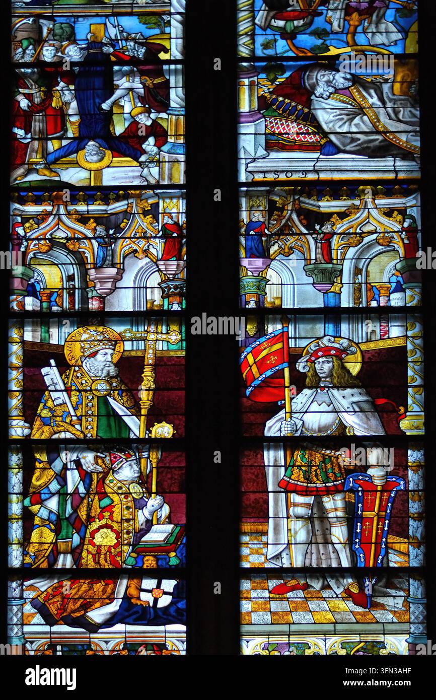 Ein Fragment eines mittelalterlichen Bleiglasfensters des Meisters von St. Severin im Kölner Dom, Deutschland Stockfoto
