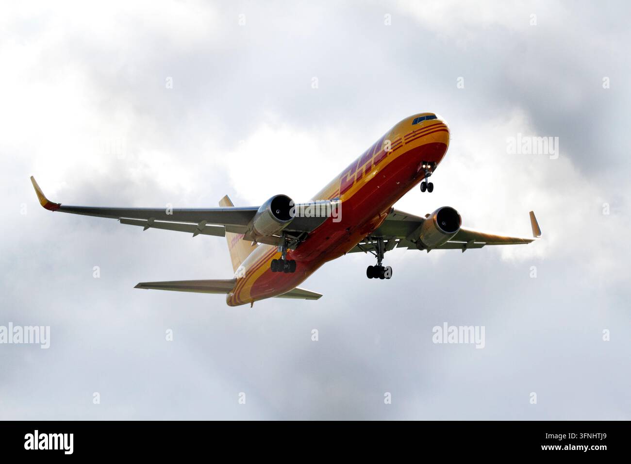 G-DHLO, DHL Boeing 767-300BCF Stockfoto