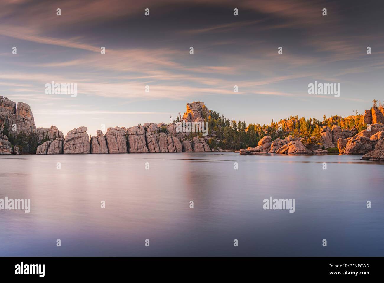 Sylvansee in den Black Hills bei Sonnenuntergang Stockfoto
