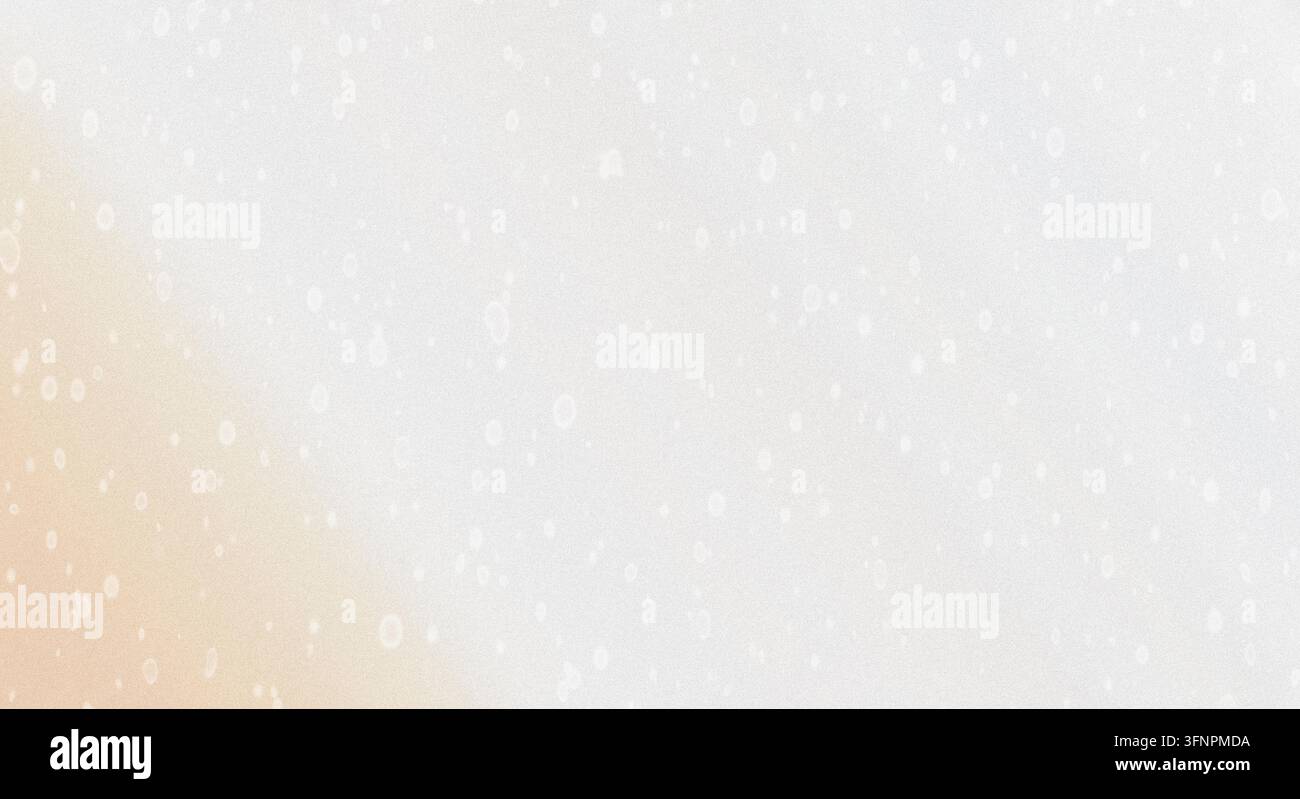 Heller weißer und blassoranger texturierter Hintergrund mit sanftem Farbverlauf, der eine saubere und minimalistische Ästhetik erzeugt. Stockfoto