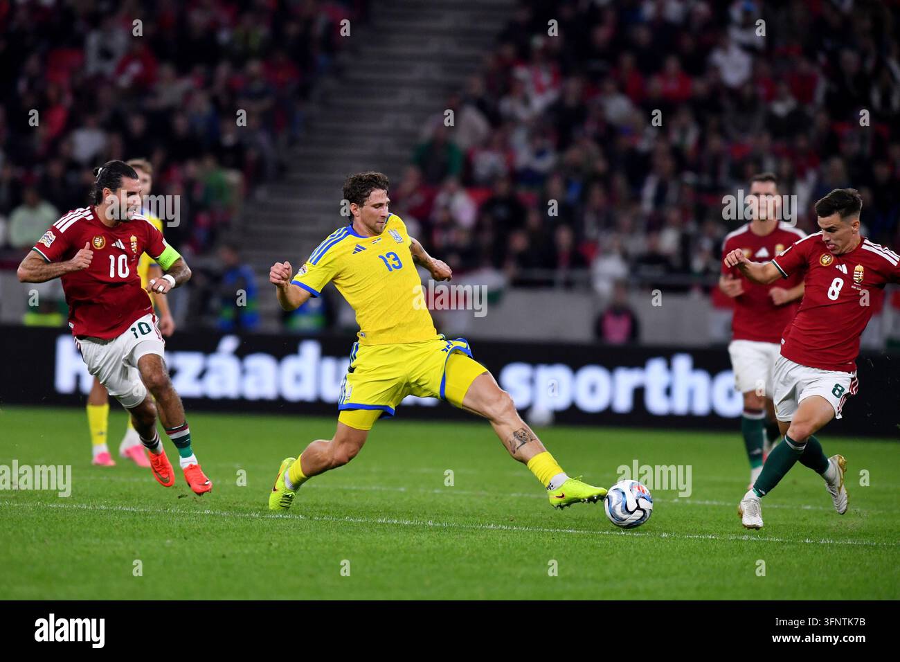 Budapest, Ungarn 25. September 2026 Illia Zabarnyi während der UEFA-Nationenliga zwischen Ungarn - Ukraine in der Puskás Aréna Budapest (KUBANOV PAVLO UKR/SPP) Stockfoto