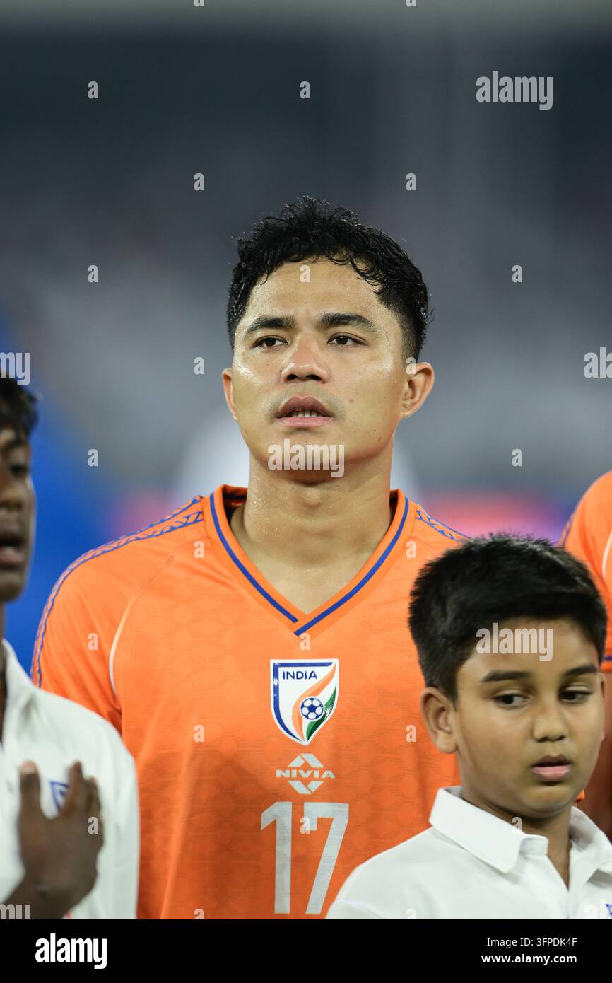 Internationales Freundschaftsspiel Indien gegen Uruguay, FIFA-Freundschaftsspiel, Kalkutta, Indien, 6. Oktober 2026. Indien in orangefarbenem Trikot, Uruguay in hell Stockfoto