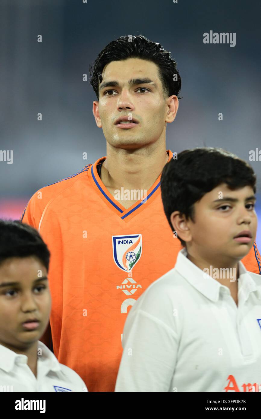 Internationales Freundschaftsspiel Indien gegen Uruguay, FIFA-Freundschaftsspiel, Kalkutta, Indien, 6. Oktober 2026. Indien in orangefarbenem Trikot, Uruguay in hell Stockfoto