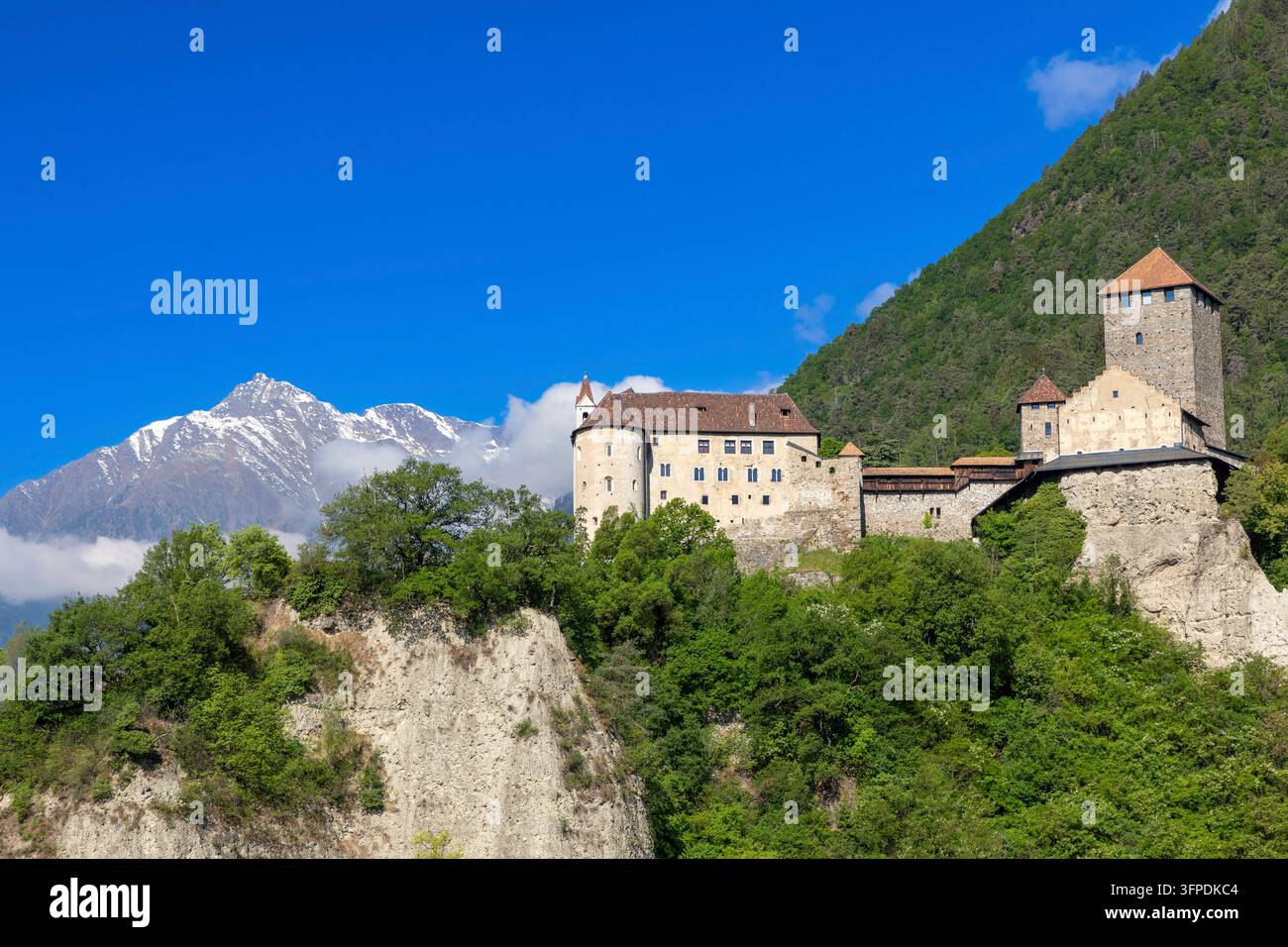 Burg Tirol nahe Dorf Tirol, Südtirol Stockfoto