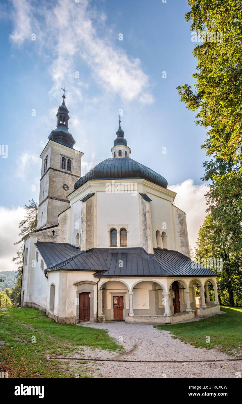 Kirche der Mariä Himmelfahrt, barocker Stil, 17. Jahrhundert, Siedlung Nova Štifta, Gemeinde Sodražica, Region Unterkrain, Slowenien Stockfoto