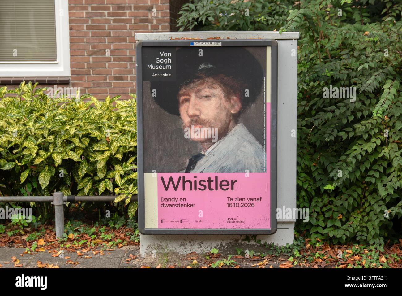Billboard Van Gogh Museum Die Whistler-Ausstellung in Amsterdam, Niederlande 6-10-2026v Stockfoto
