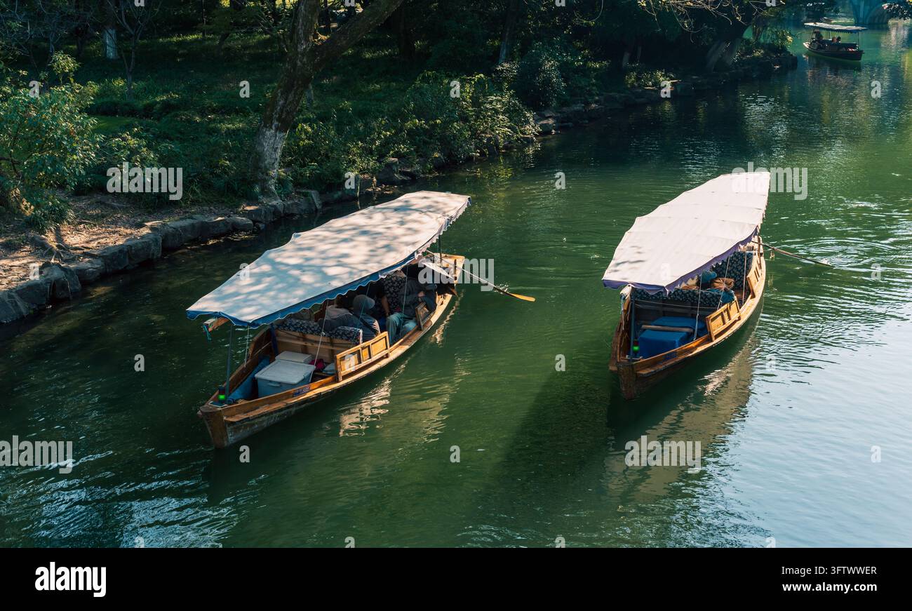 Hangzhou West Lake Friedliche Bootsfahrt Stockfoto