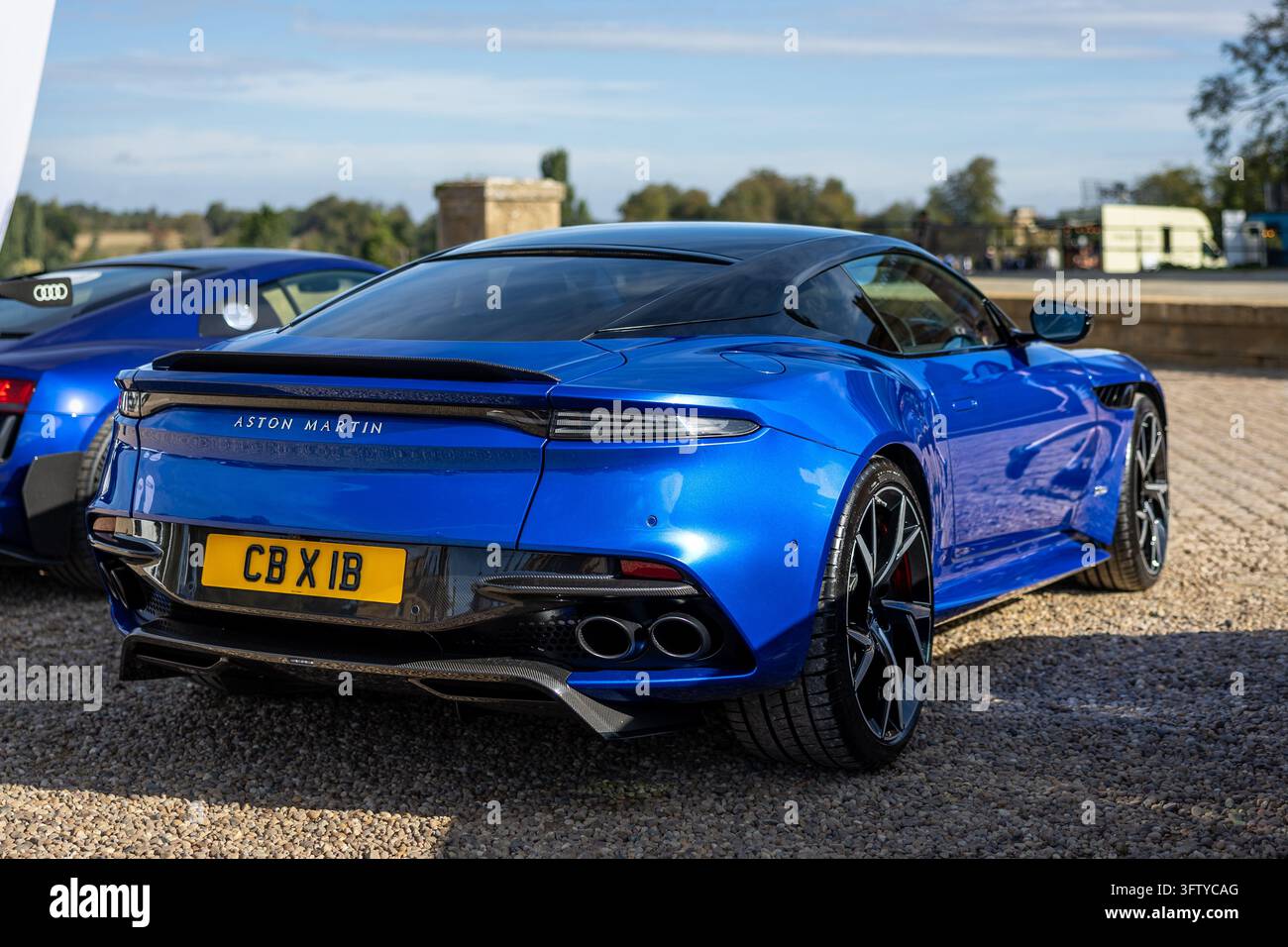 Aston Martin DBS Superleggera, ausgestellt auf dem Salon Privé im Blenheim Palace am 6. September 2026. Stockfoto