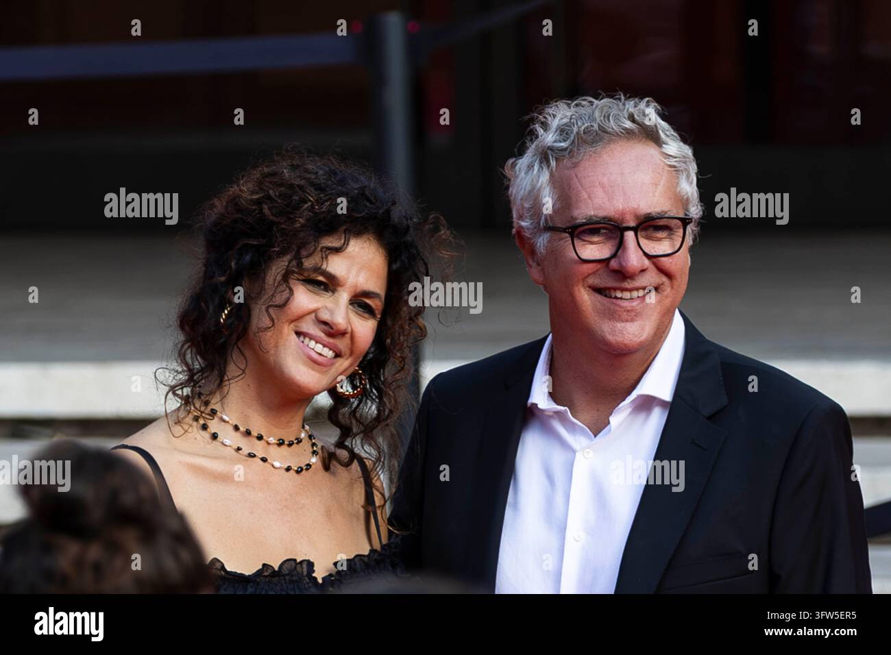 Rom, Italien. 17. Okt., 2026. Roberta Procida (L) und Simone Spada (R) besuchen den roten Teppich für den Film "Il Milanese" auf dem Rome Film Fest 2026, das im Auditorium Parco della Musica stattfindet. Credit: SOPA Images Limited/Alamy Live News Stockfoto